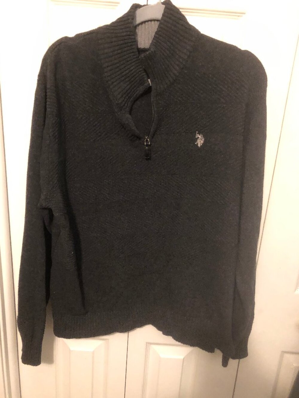 Mens XL US Polo Assn. Charcoal Gray textured Sweater